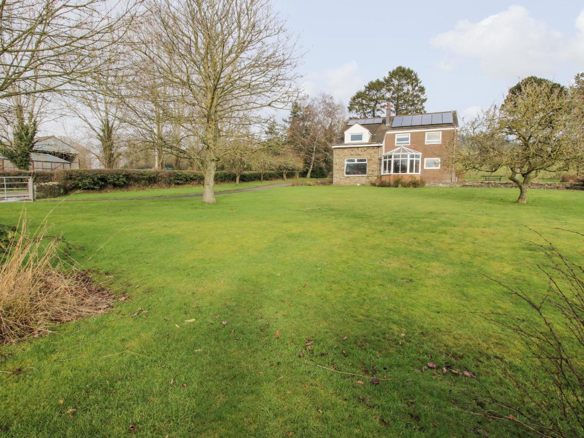 Villa Bicton Lea à Acton  Extérieur photo