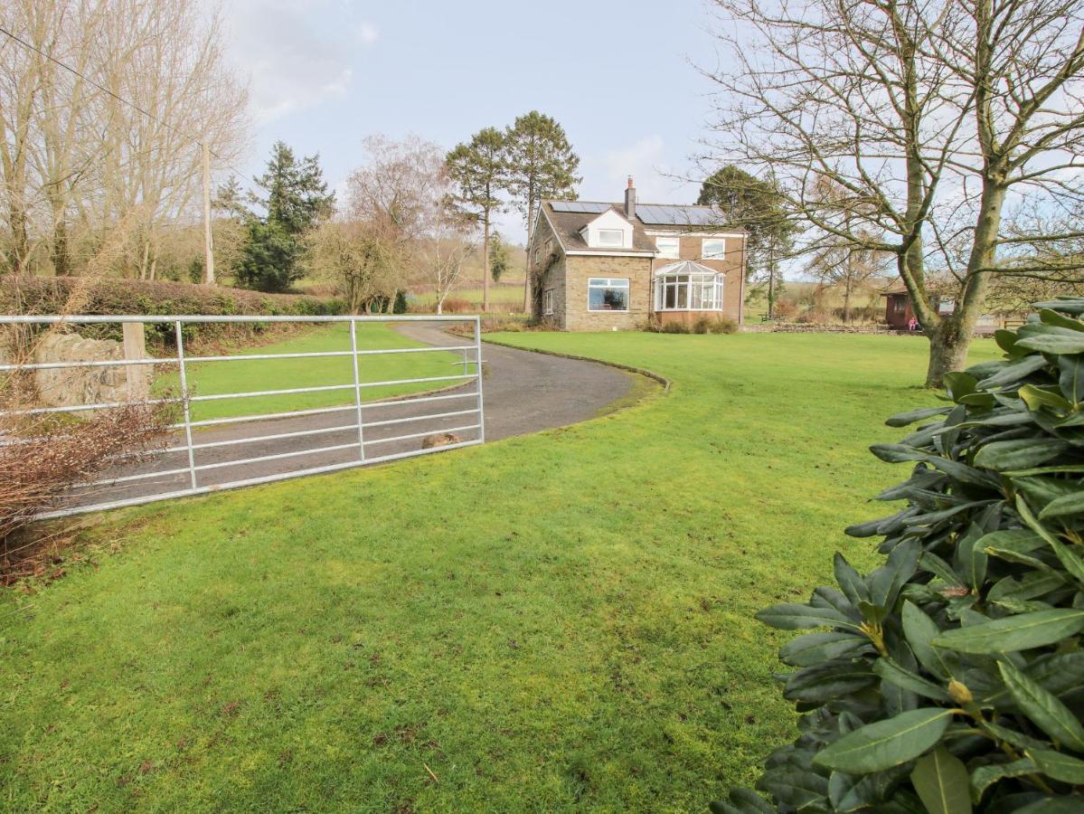 Villa Bicton Lea à Acton  Extérieur photo